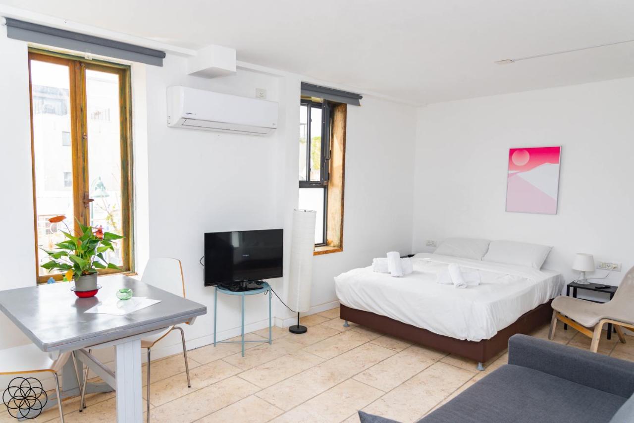 Beach Apartments North Jaffa - By Bookiz テル・アビブ エクステリア 写真