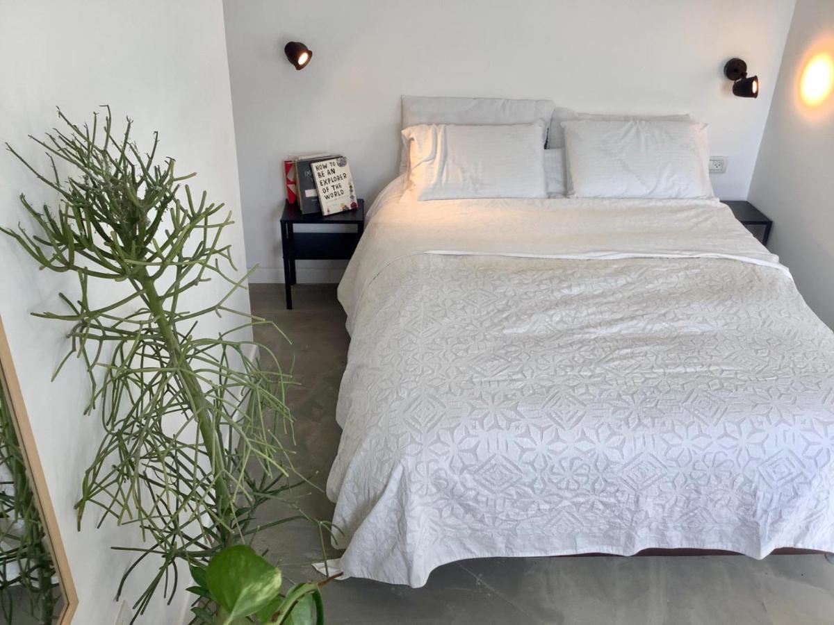 Beach Apartments North Jaffa - By Bookiz テル・アビブ エクステリア 写真